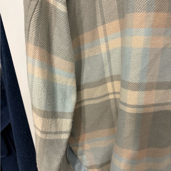 American Eagle Flannel Shacket/Jacket - Picture 12 of 13